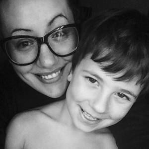 Meet your Posher, Dee